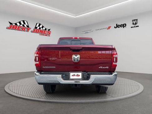 Used 2024 RAM 2500 Laramie w/ Chrome Bumper Package AWD/4WD image 8