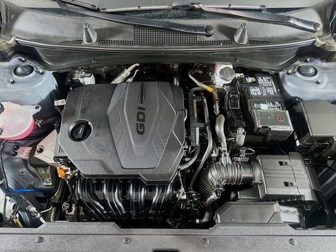 Used 2024 Kia Sportage EX image 32