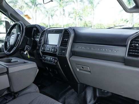 Used 2021 Ford F350 XLT image 35
