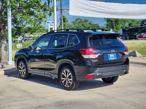 Used 2023 Subaru Forester Limited AWD/4WD image 7