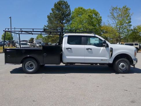 Used 2025 Ford F350 XL w/ XL Chrome Package AWD/4WD image 3