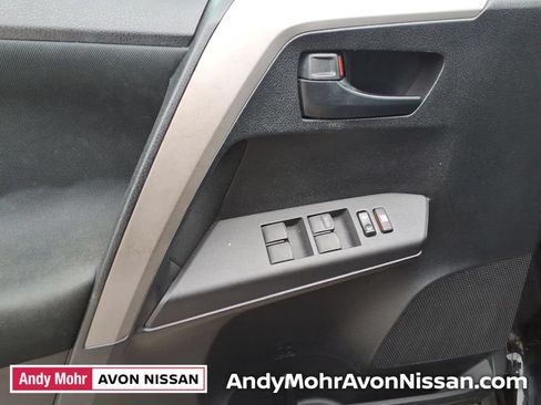 Used 2016 Toyota RAV4 LE FWD image 15