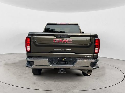 Used 2022 GMC Sierra 2500 SLE AWD/4WD image 6