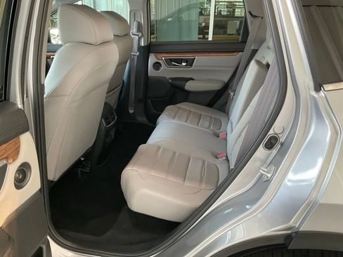 Used 2021 Honda CR-V Touring image 18