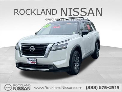 Certified 2023 Nissan Pathfinder SL