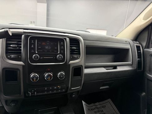 Used 2017 RAM 2500 Tradesman w/ Chrome Appearance Group AWD/4WD image 12