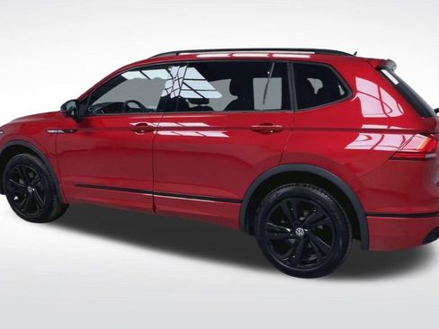 Used 2024 Volkswagen Tiguan SE R-Line image 6