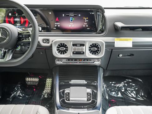 New 2026 Mercedes-Benz G 63 AMG 4MATIC image 16