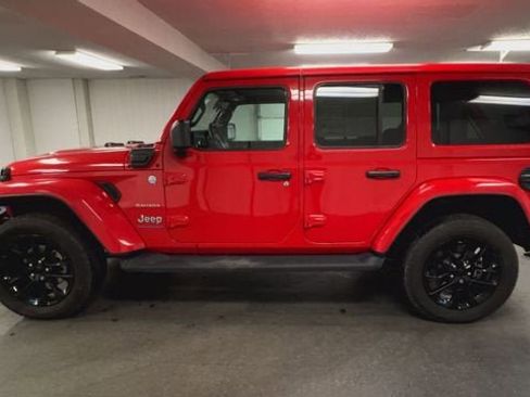 Used 2023 Jeep Wrangler Sahara w/ Cold Weather Group image 5