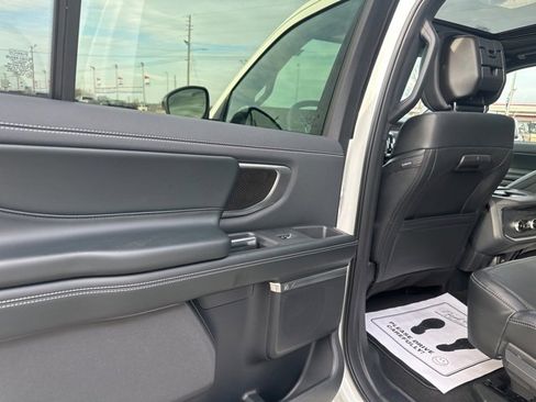 New 2026 Ford Expedition Max Platinum w/ Stealth Appearance Package image 28