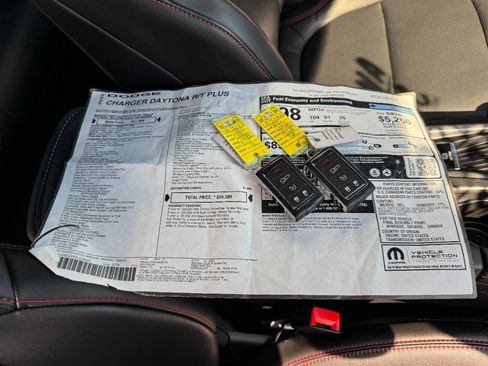 Used 2025 Dodge Charger Daytona R/T w/ Plus Group image 37