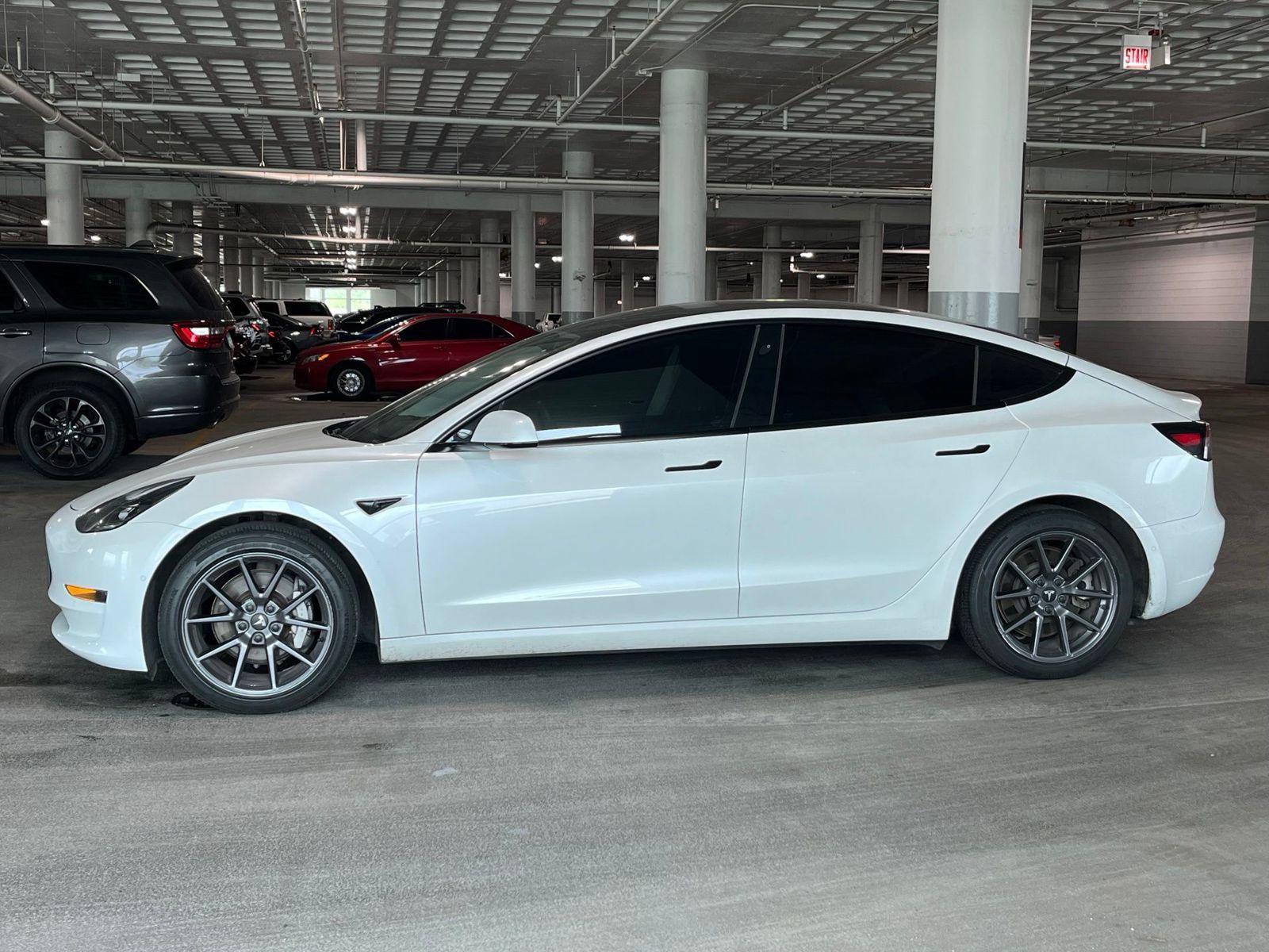 Used 2021 Tesla Model 3 Standard Range Plus RWD image 7