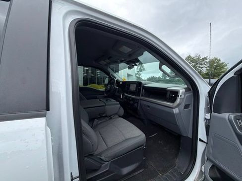 Used 2024 Ford F250 XL w/ STX Appearance Package AWD/4WD image 9