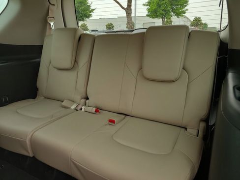 Certified 2023 Nissan Armada Platinum w/ Captain's Chairs Package RWD image 12
