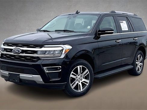 Used 2024 Ford Expedition Limited image 1