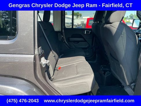 Used 2021 Jeep Wrangler Unlimited Sahara AWD/4WD image 25