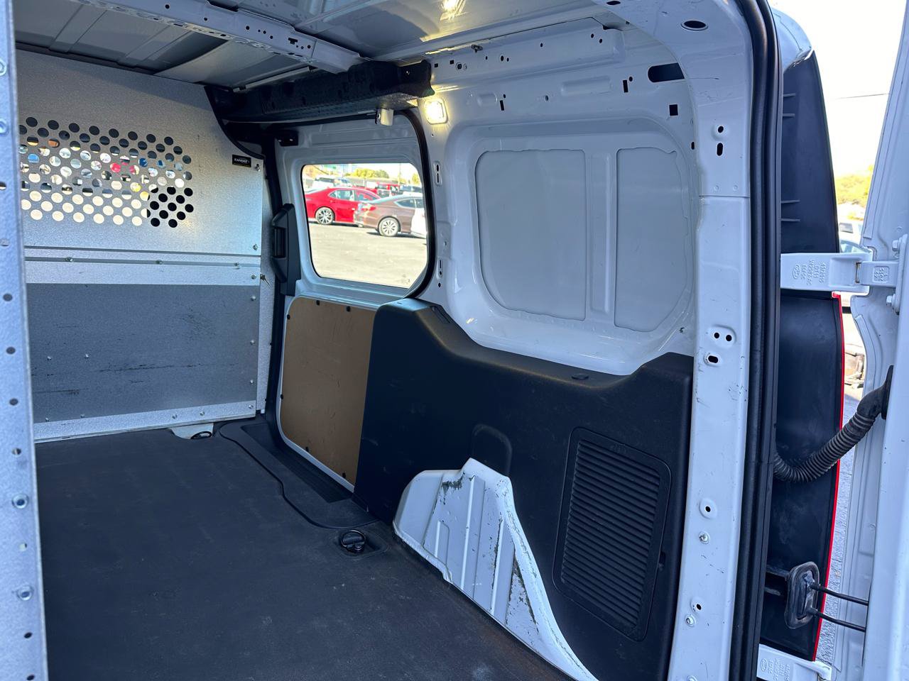 Used 2017 Ford Transit Connect XL FWD image 7