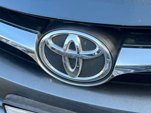 Used 2015 Toyota Camry LE FWD image 13