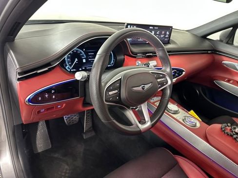 Used 2023 Genesis GV70 2.5T Sport Prestige w/ Sport Prestige Package image 13