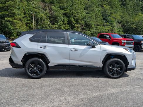 Used 2021 Toyota RAV4 XSE w/ XSE Grade Weather Package AWD/4WD image 10