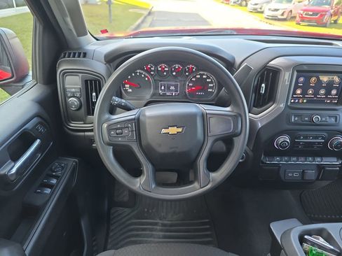 Used 2022 Chevrolet Silverado 1500 Custom image 16