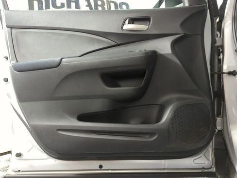 Used 2016 Honda CR-V SE image 8