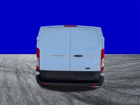 Certified 2025 Ford Transit 150 Low Roof image 5