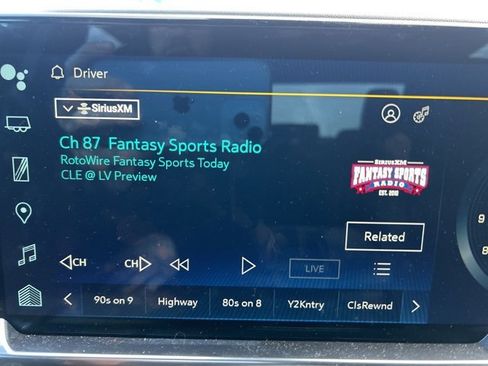 Used 2023 Chevrolet Silverado 1500 LT image 14