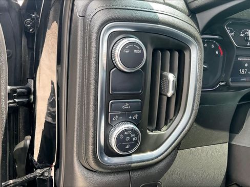 Used 2021 GMC Sierra 1500 SLE w/ Preferred Package RWD image 13