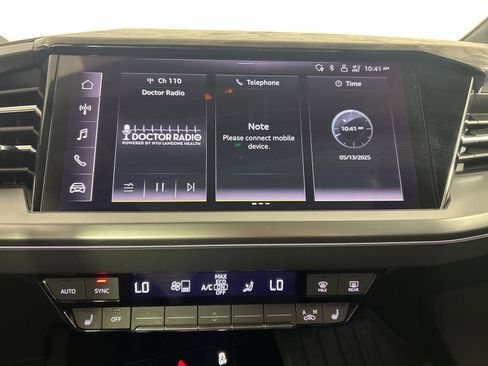 Used 2024 Audi Q4 e-tron Premium w/ Convenience Package image 19