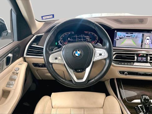 Used 2019 BMW X7 xDrive40i w/ Parking Assistance Package AWD/4WD image 16