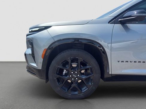 Used 2024 Chevrolet Traverse RS AWD/4WD image 20