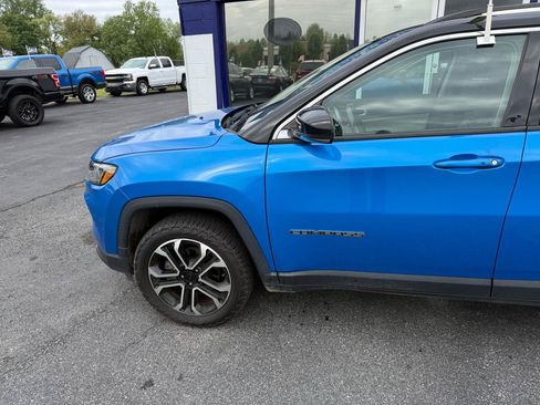 Used 2022 Jeep Compass Limited AWD/4WD image 2
