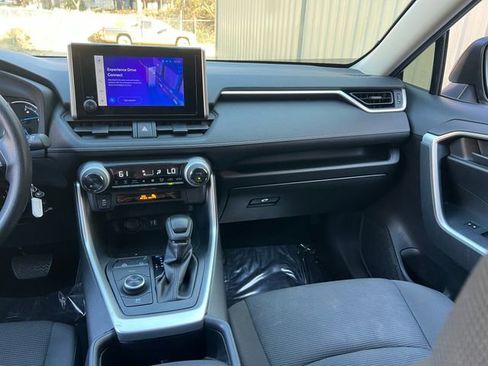 Used 2023 Toyota RAV4 LE image 14