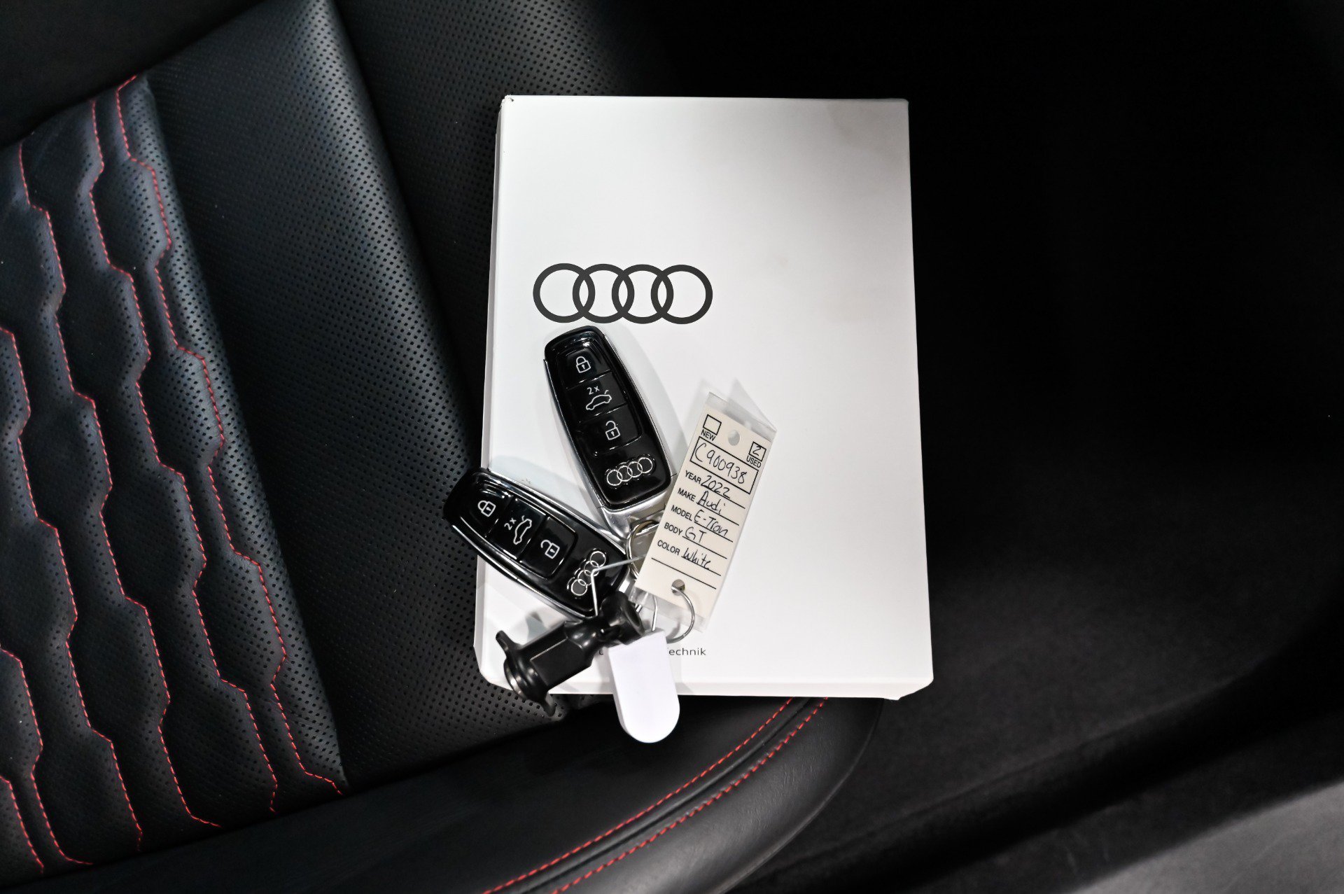 Used 2022 Audi RS e-tron GT w/ Year 1 Package AWD/4WD image 55