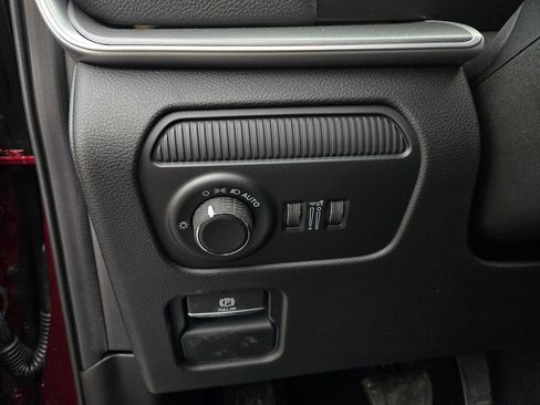 New 2026 Jeep Grand Wagoneer 4WD image 11