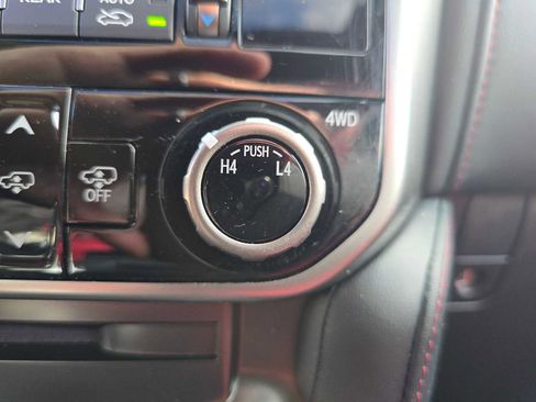 Used 2023 Lexus GX 460 Luxury image 33