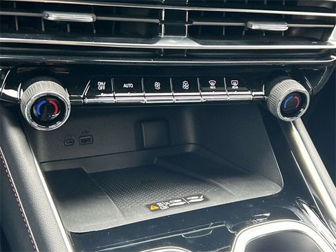 New 2026 Chevrolet Traverse RS image 32