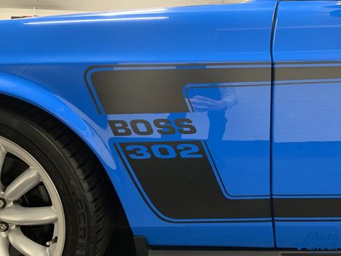 Used 2010 Ford Mustang GT image 24