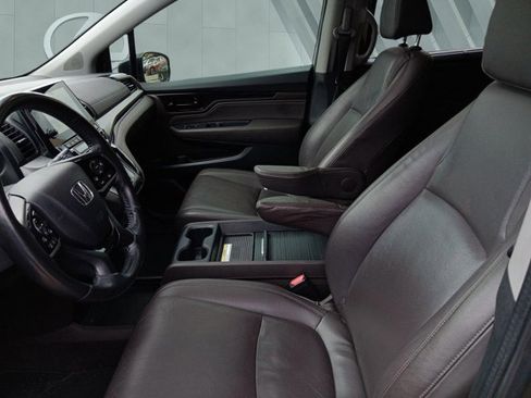 Used 2018 Honda Odyssey Elite image 7