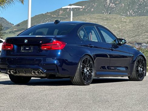 Used 2018 BMW M3 Base image 3