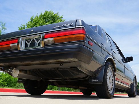 Used 1987 Toyota Cressida Sedan RWD image 16