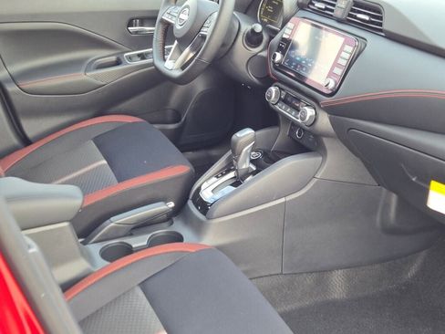 Used 2025 Nissan Versa SR w/ Trunk Package image 10