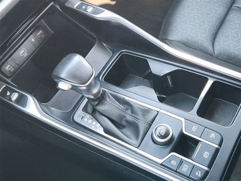 Used 2022 Kia Sorento EX w/ Panoramic Sunroof Package image 19