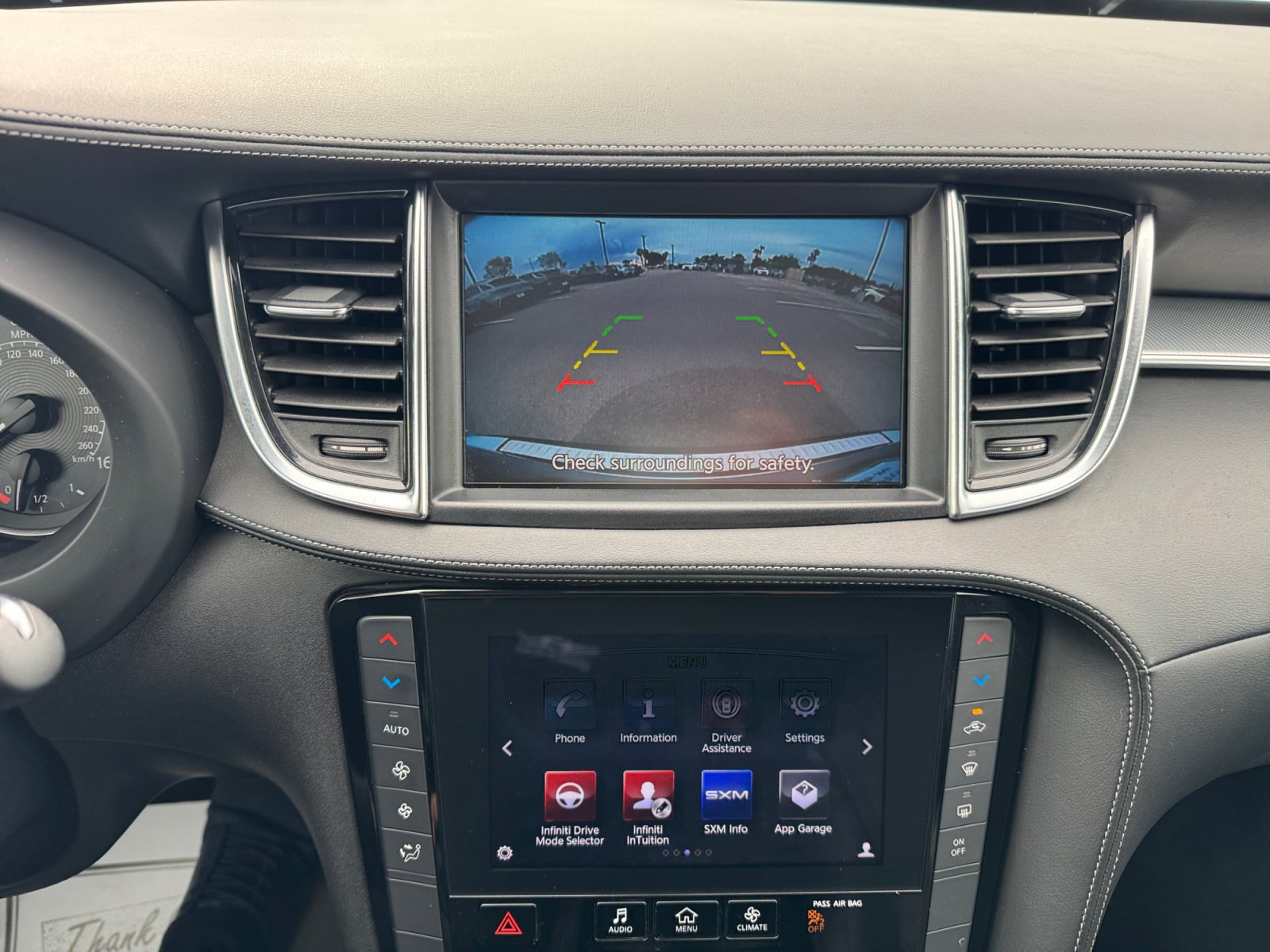 Used 2019 INFINITI QX50 Luxe w/ Protection Package FWD image 29