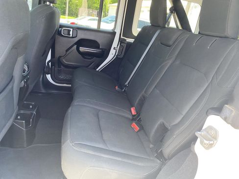 Used 2018 Jeep Wrangler Unlimited Sport S AWD/4WD image 30