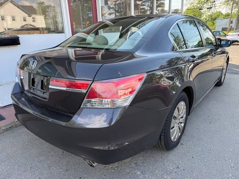 Used 2011 Honda Accord LX image 5