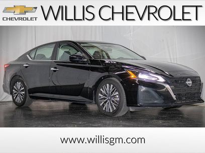 Used 2023 Nissan Altima 2.5 SV