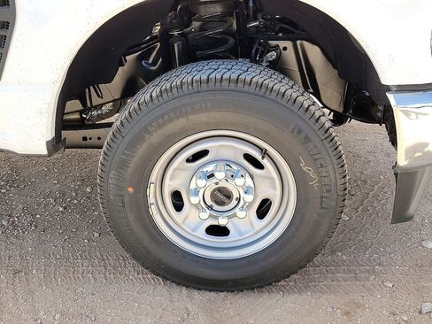 New 2026 Ford F250 XL w/ XL Chrome Package image 14