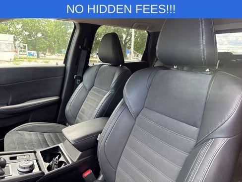 Used 2023 Mitsubishi Outlander SE FWD image 23